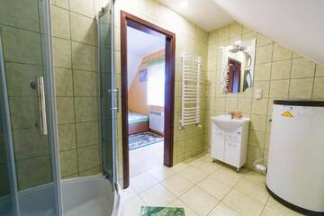 Фото номера Вилла с 3 спальнями Лоджи Cichy Zakątek г. Леско 21